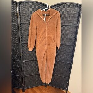 Victoria's Secret Cozy Brown Footie